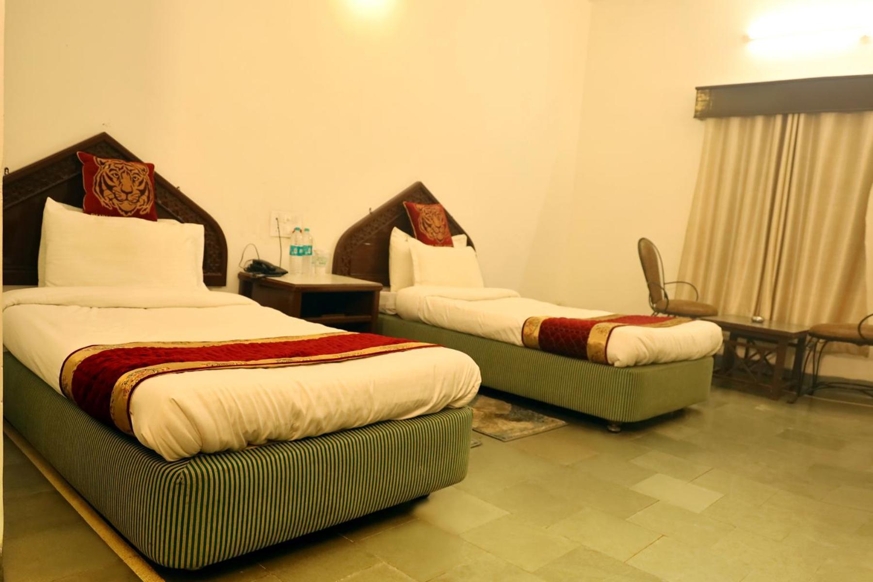 Panna Tiger Resort- Riverside Property Rājgarh エクステリア 写真